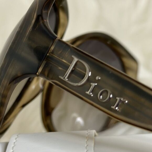 ?Authentic Dior  Sunglasses with Case? main image 8